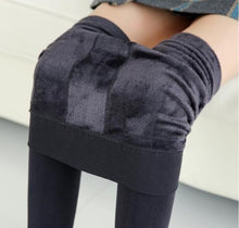 Load image into Gallery viewer, High Waist Large Size Women Leggings Inside Thicken Fur Warm Leggings Womens Winter Fleece Legging Pants Female Velvet Leggins